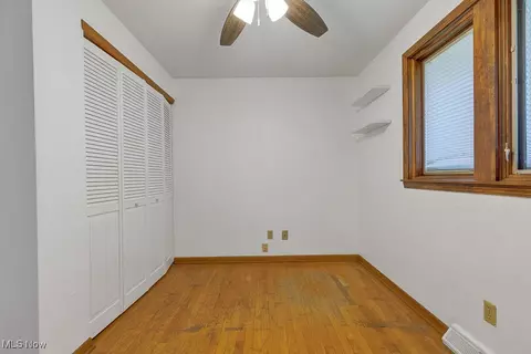 Bedroom - 1825 E Skyline Dr, Lorain, OH 44053 photo 3 of 6