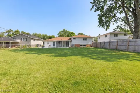 Exterior - 1825 E Skyline Dr, Lorain, OH 44053 photo 6 of 6