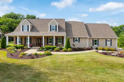 852 Stone Creek Blvd, Ashland, OH 44805