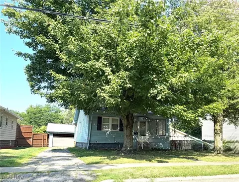 772 Shoshone Ave, Akron, OH 44305