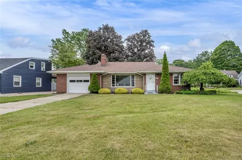135 Centennial St, Geneva, OH 44041