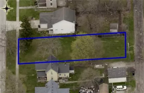 433 Adams St, Elyria, OH 44035 photo 7