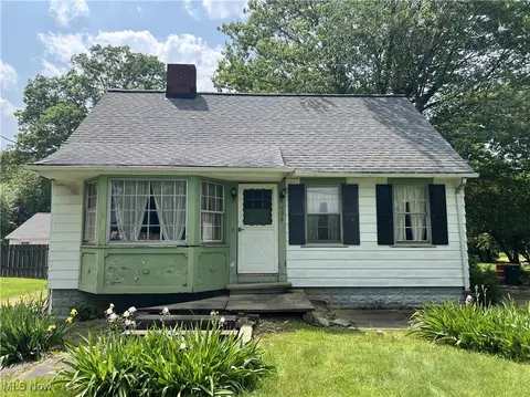 496 Trebisky Rd, Richmond Heights, OH 44143