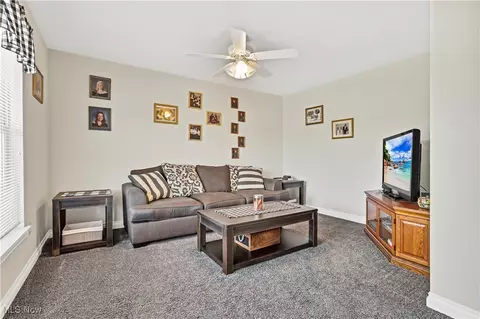 26265 Shoemaker Rd, Circleville, OH 43113 photo 8