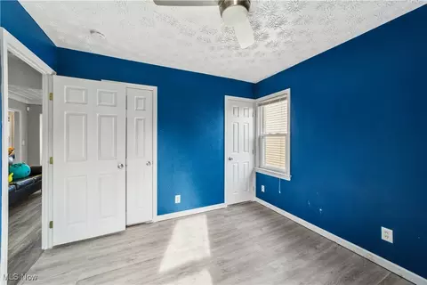 869 E 260th St, Euclid, OH 44132 photo 15