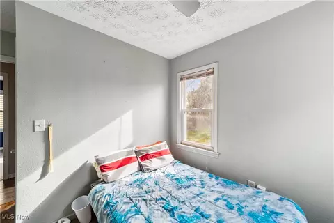 869 E 260th St, Euclid, OH 44132 photo 19