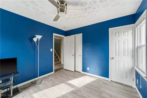 869 E 260th St, Euclid, OH 44132 photo 14