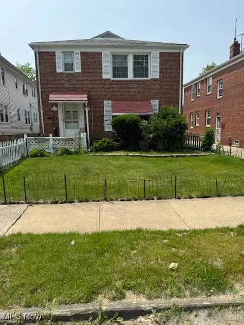 16319 Greyton Rd, East Cleveland, OH 44112