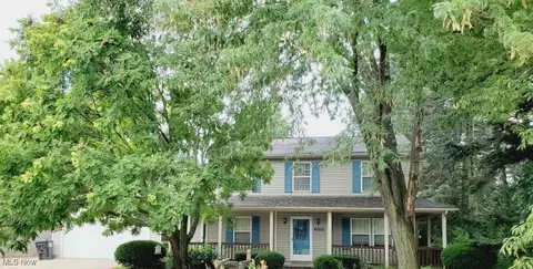 2350 Bay Meadow St, Madison, OH 44057