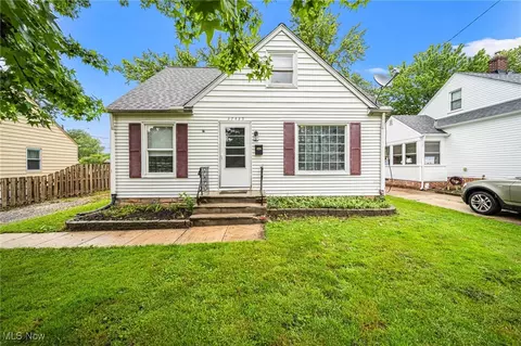 37435 Jordan Dr, Willoughby, OH 44094