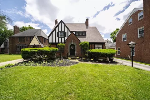 17314 Lomond Blvd, Shaker Heights, OH 44120
