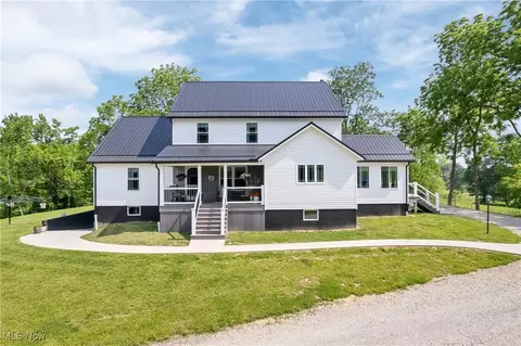59301 Honeybee Rd, Senecaville, OH 43780