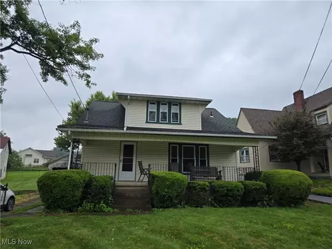 898 E Jackson St, Millersburg, OH 44654