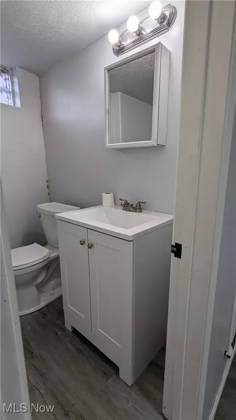 397 Spicer St, Akron, OH 44311 photo 5