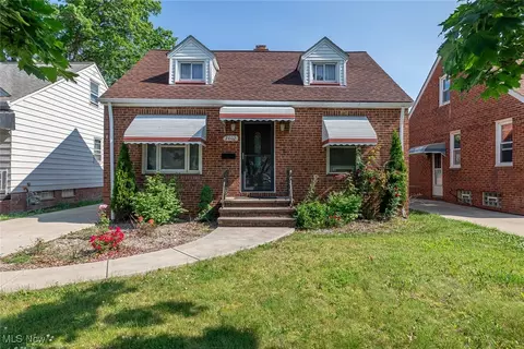 2802 Fortune Ave, Parma, OH 44134