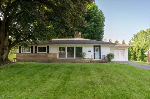 Exterior - 3900 22nd St NW, Canton, OH 44708 photo 2 of 5