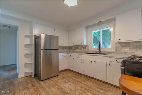 Kitchen - 3900 22nd St NW, Canton, OH 44708 photo 1 of 2