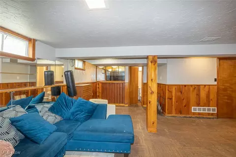 21202 Franklin Rd, Maple Heights, OH 44137 photo 21