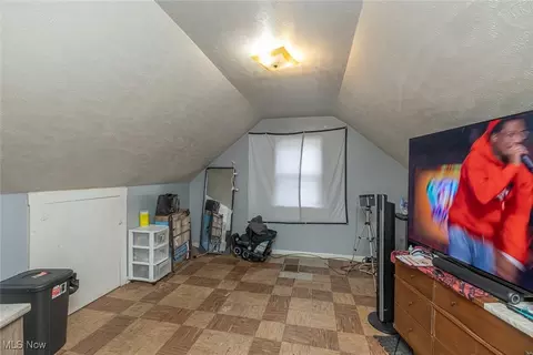 21202 Franklin Rd, Maple Heights, OH 44137 photo 10