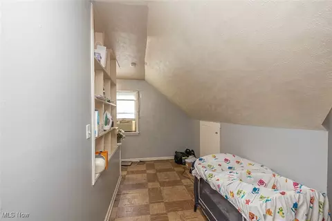 21202 Franklin Rd, Maple Heights, OH 44137 photo 13