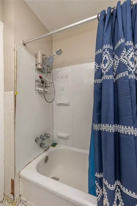21202 Franklin Rd, Maple Heights, OH 44137 photo 7