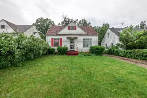 21202 Franklin Rd, Maple Heights, OH 44137