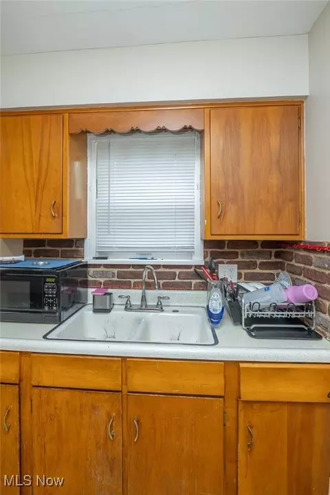 21202 Franklin Rd, Maple Heights, OH 44137 photo 18