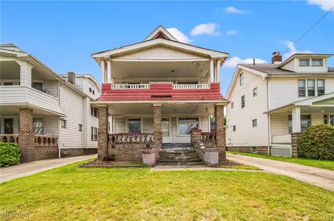 10012 Greenview Ave, Garfield Heights, OH 44125