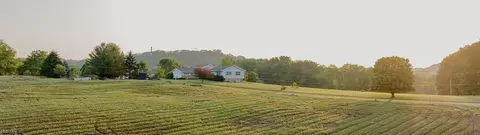 3394 Camille Rd SW, Sherrodsville, OH 44675