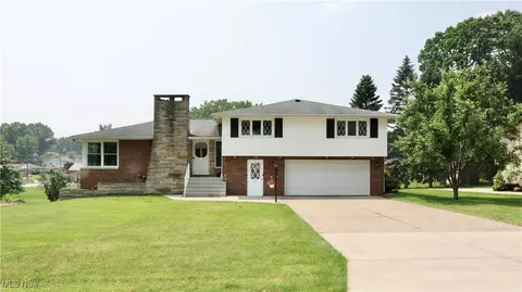 3112 21st St NW, Canton, OH 44708