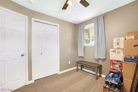 233 E 305th St, Willowick, OH 44095 photo 17