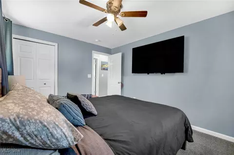 233 E 305th St, Willowick, OH 44095 photo 12