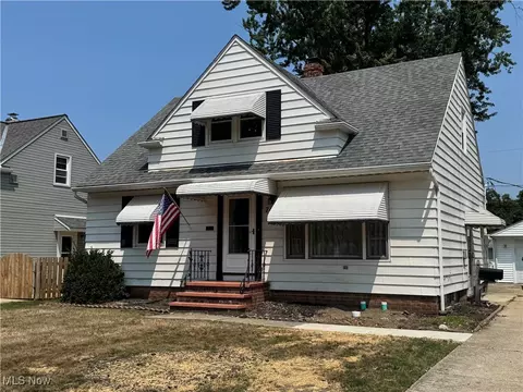 745 N Elmwood Ave, Wickliffe, OH 44092