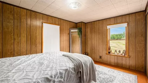 Bedroom - 73117 Deck Rd, Freeport, OH 43973 photo 1 of 7