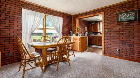 Dining - 73117 Deck Rd, Freeport, OH 43973 photo 1 of 1