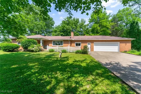 3612 Ridge Rd, Cortland, OH 44410