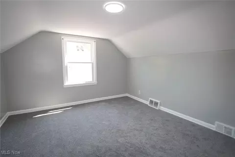Bedroom - 230 E 242nd St, Euclid, OH 44123 photo 4 of 4