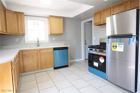 Kitchen - 230 E 242nd St, Euclid, OH 44123 photo 1 of 2
