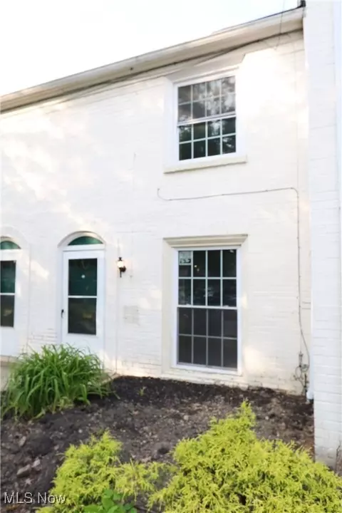 23 Trenton Sq #T58, Euclid, OH 44143