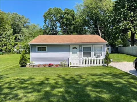 1411 Deermont Ave, Madison, OH 44057