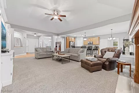 369 Eldridge, Aurora, OH 44202 photo 6