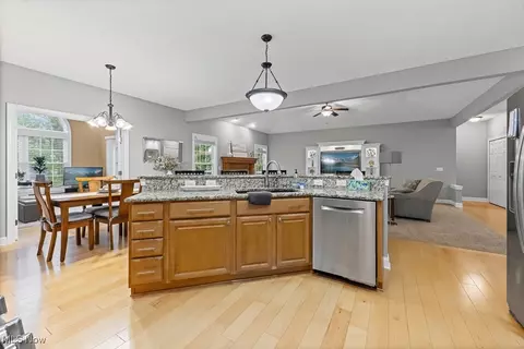 369 Eldridge, Aurora, OH 44202 photo 7