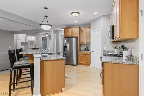 369 Eldridge, Aurora, OH 44202 photo 10