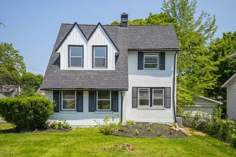 381 Watson St, Akron, OH 44305