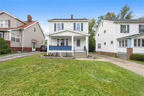 9604 Park Heights Ave, Garfield Heights, OH 44125