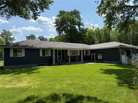3726 Silvieus St, Ashtabula, OH 44004