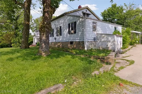 80 Egbert Rd, Bedford, OH 44146 photo 2