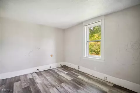 80 Egbert Rd, Bedford, OH 44146 photo 9