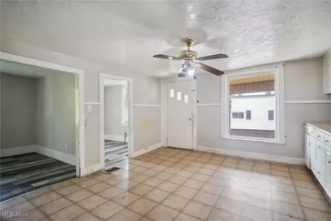 80 Egbert Rd, Bedford, OH 44146 photo 4