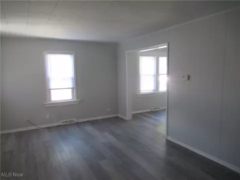 1053 Eaglewood Dr, Willoughby, OH 44094 photo 10
